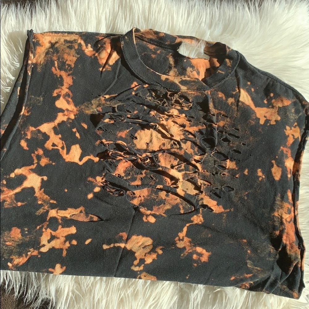Acid washed distressed tank